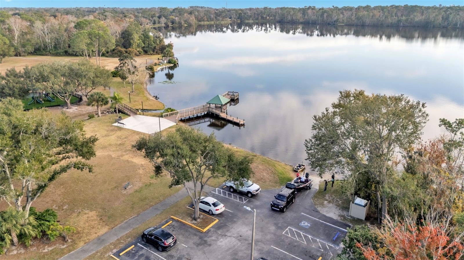 Image 5 of 76 For 2711 Fairway Drive