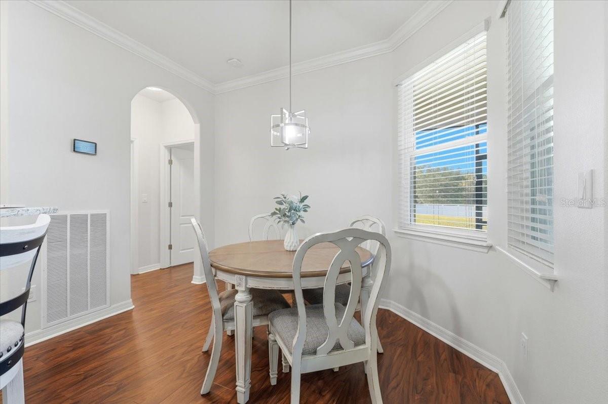 Image 22 of 57 For 225 Franklin Court