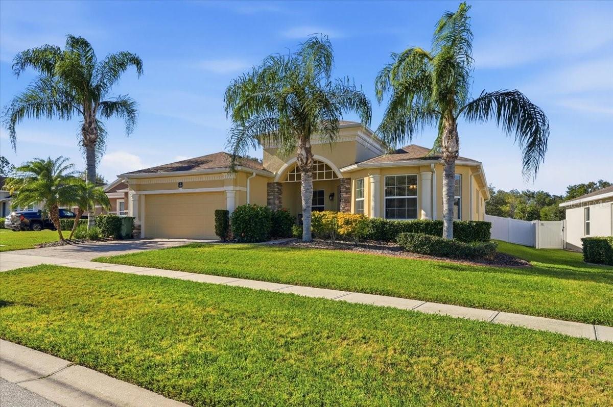 Image 3 of 57 For 225 Franklin Court