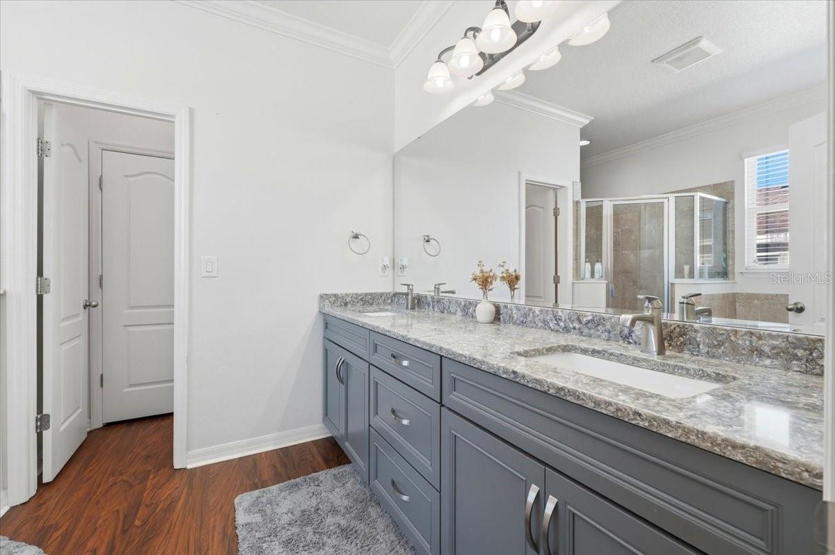 Image 30 of 57 For 225 Franklin Court