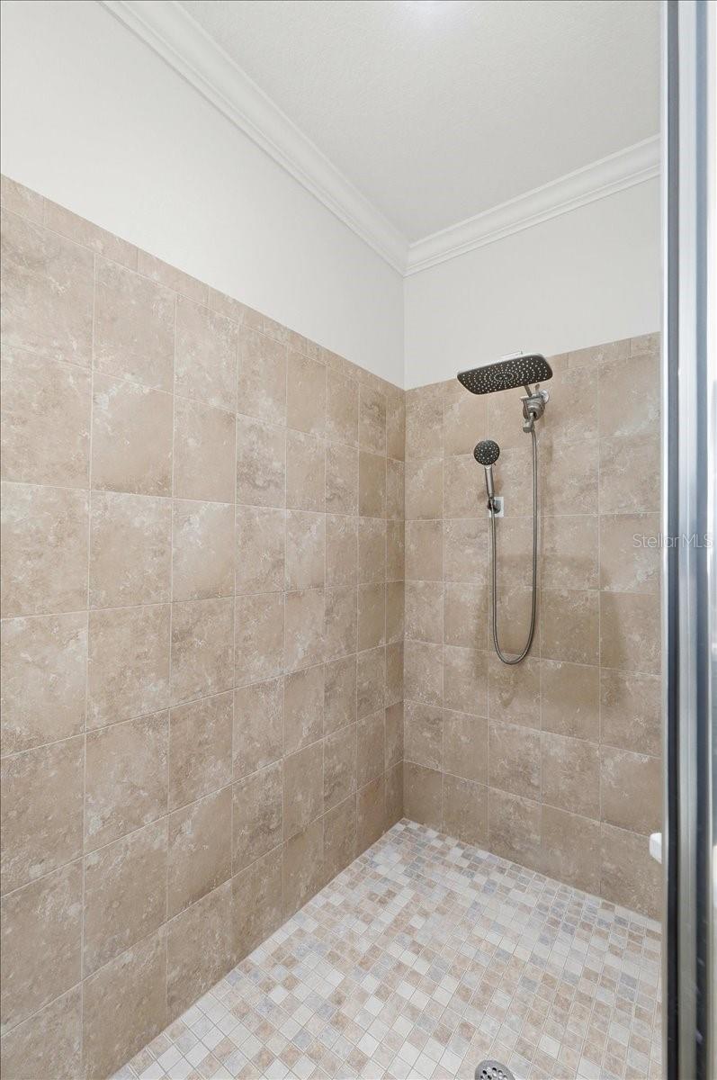 Image 31 of 57 For 225 Franklin Court