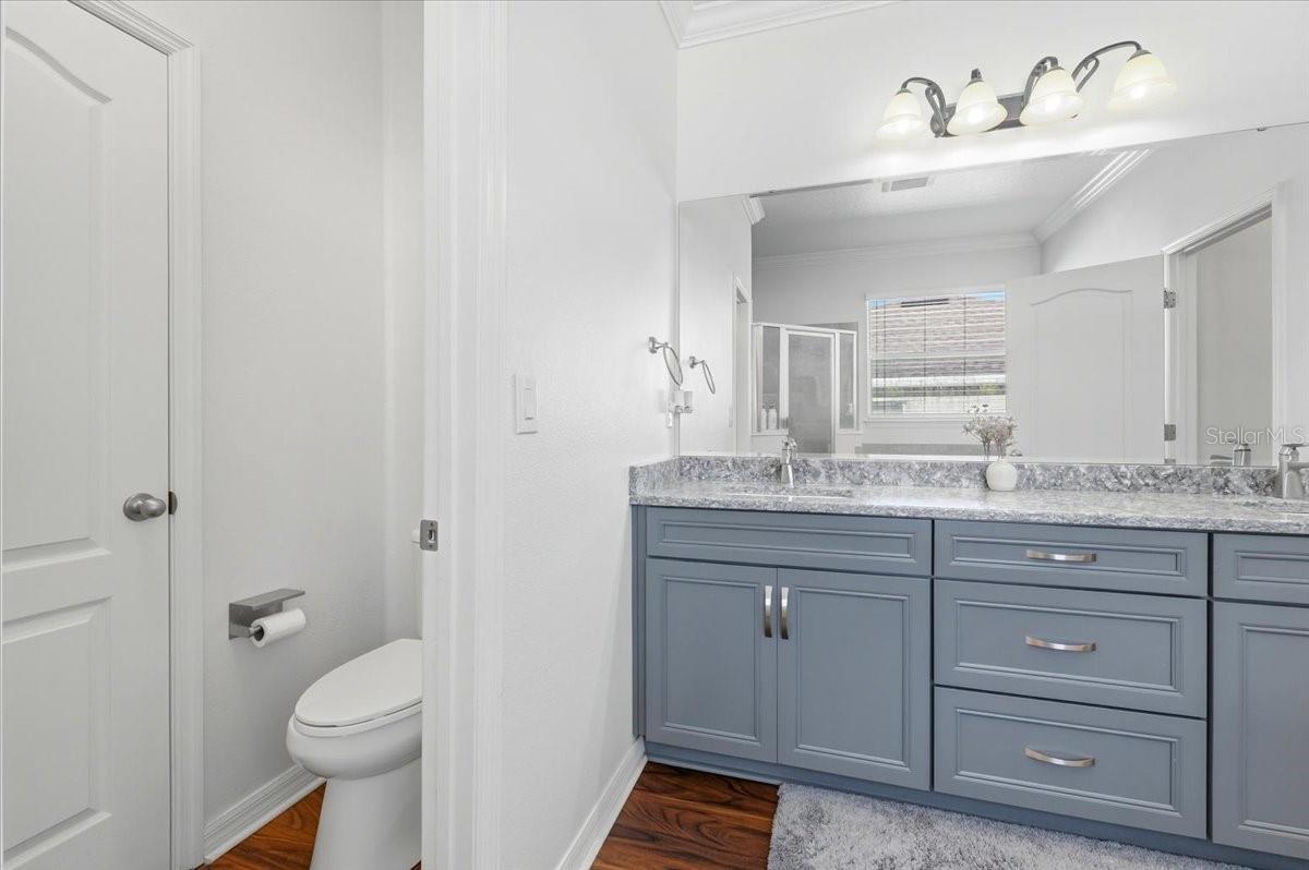 Image 32 of 57 For 225 Franklin Court