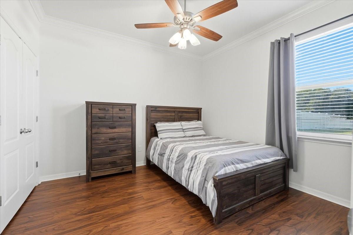 Image 41 of 57 For 225 Franklin Court