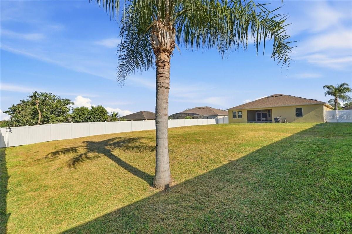 Image 47 of 57 For 225 Franklin Court