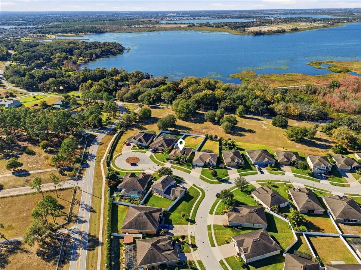 Image 51 of 57 For 225 Franklin Court