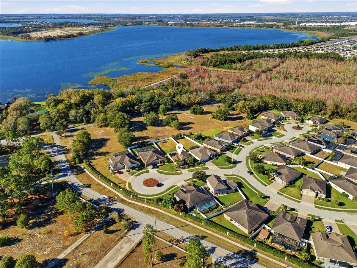 Image 52 of 57 For 225 Franklin Court