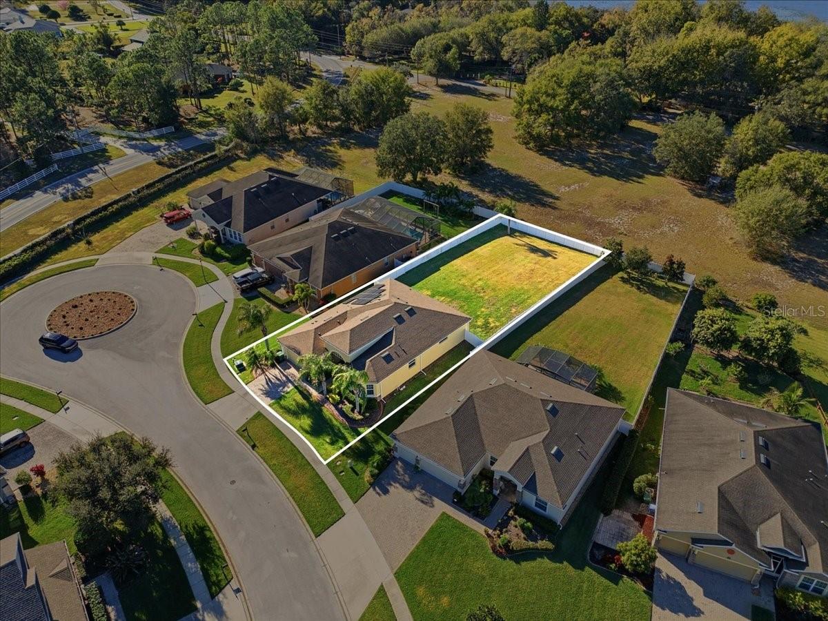 Image 55 of 57 For 225 Franklin Court