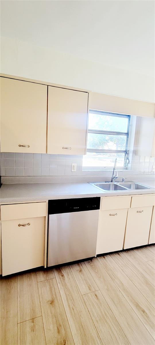 Listing photo id 14 for 11504 Taylor Road