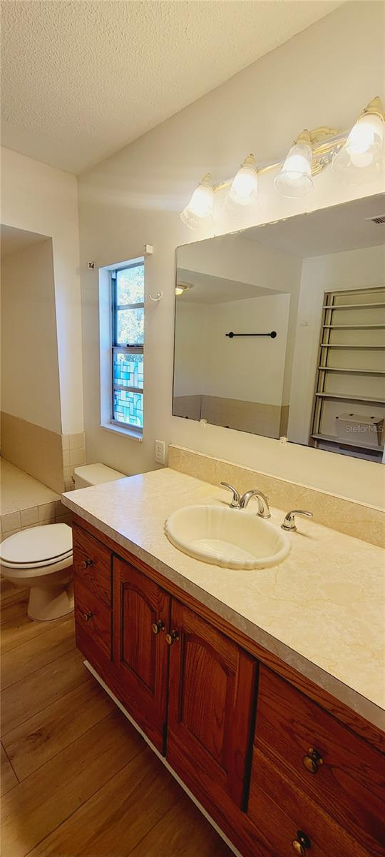 Listing photo id 47 for 11504 Taylor Road