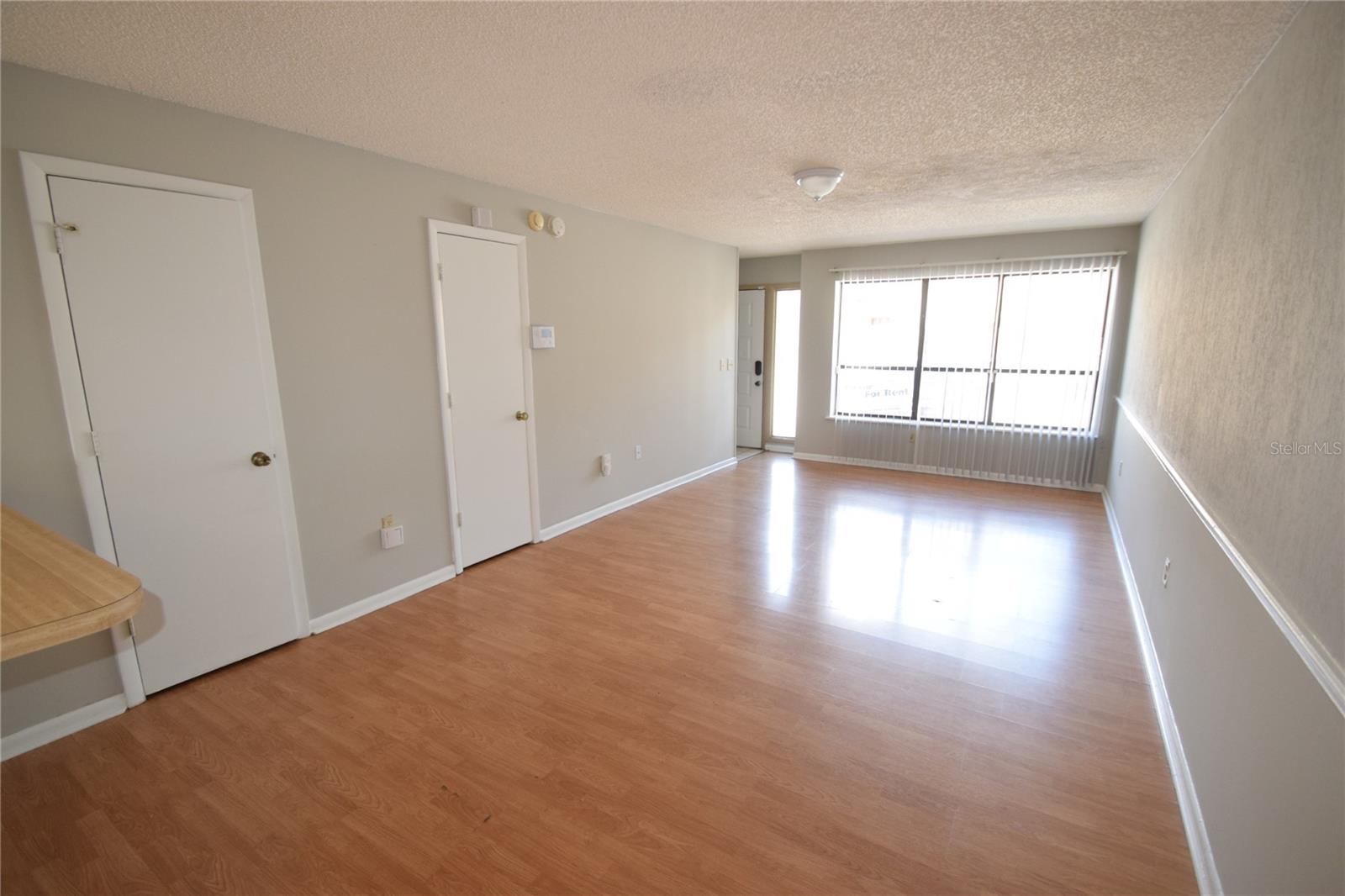 Image 2 of 9 For 450 Market Square E 450