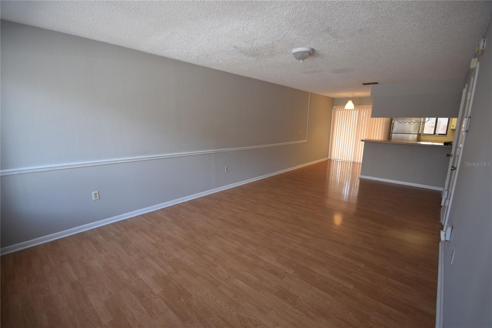 Image 3 of 9 For 450 Market Square E 450