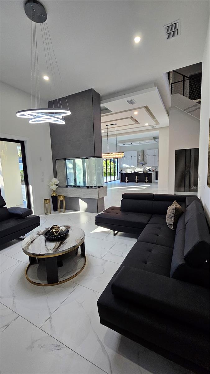 Image 12 of 30 For 3207 Manhattan Avenue