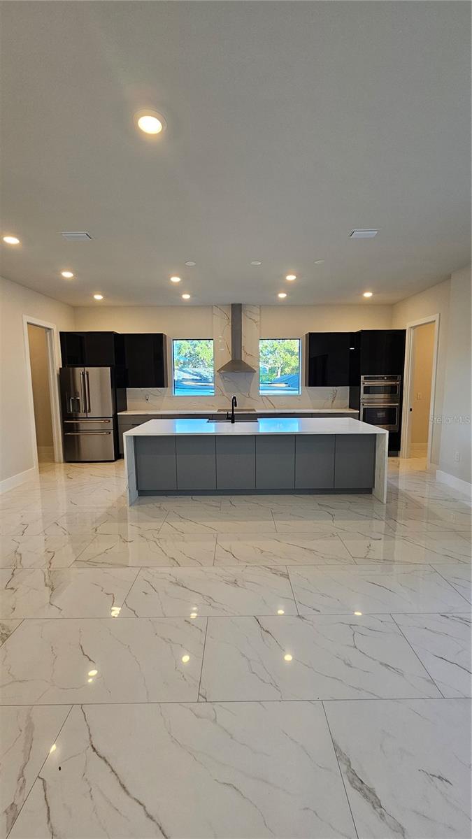 Image 11 of 58 For 4716 Euclid Avenue