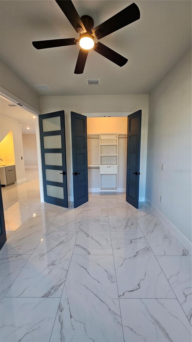 Image 22 of 58 For 4716 Euclid Avenue