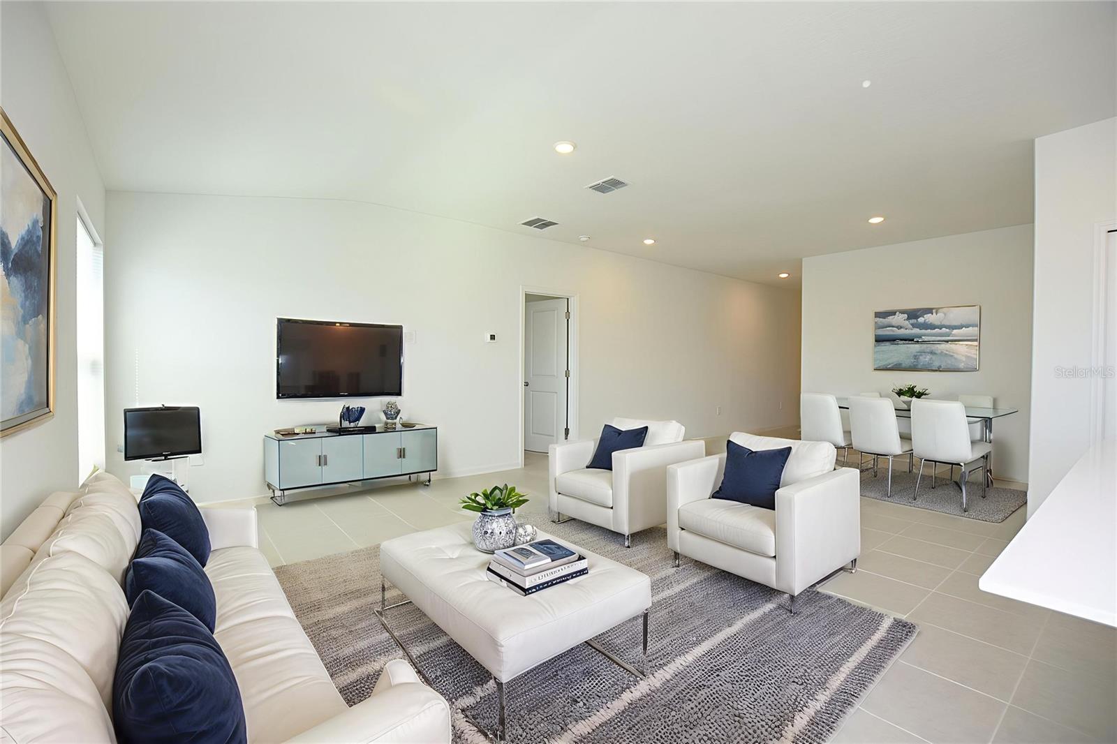 Image 14 of 37 For 2216 Crown Rock Drive