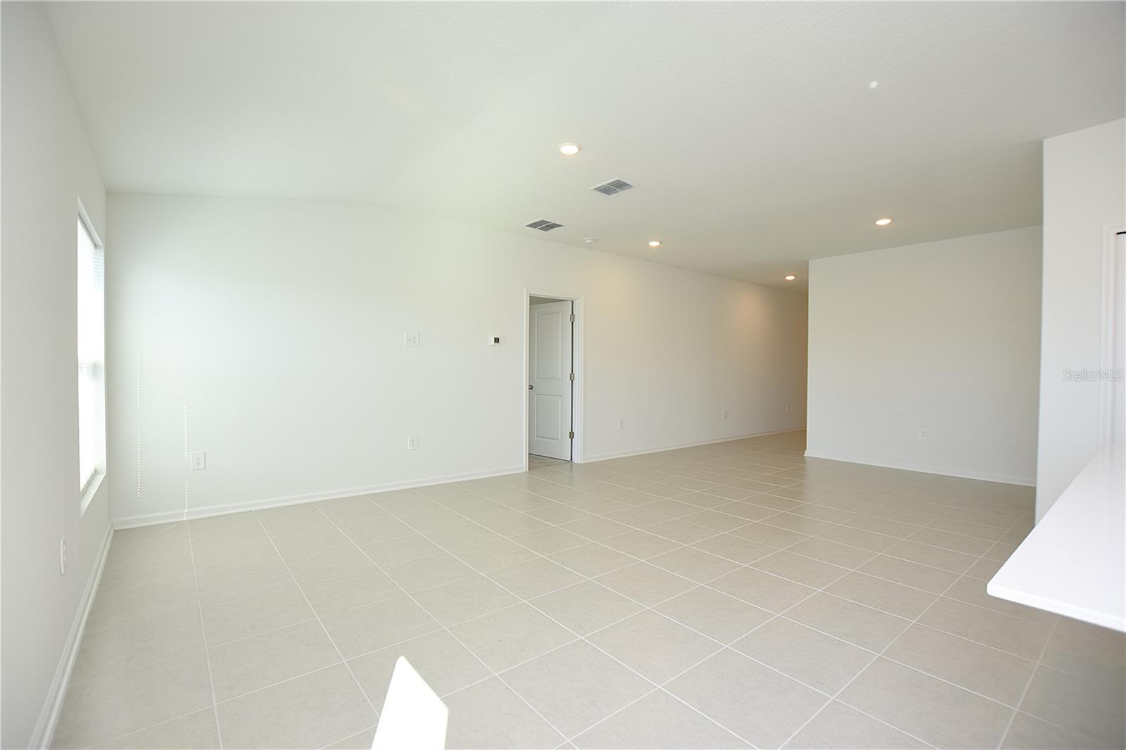 Image 15 of 37 For 2216 Crown Rock Drive