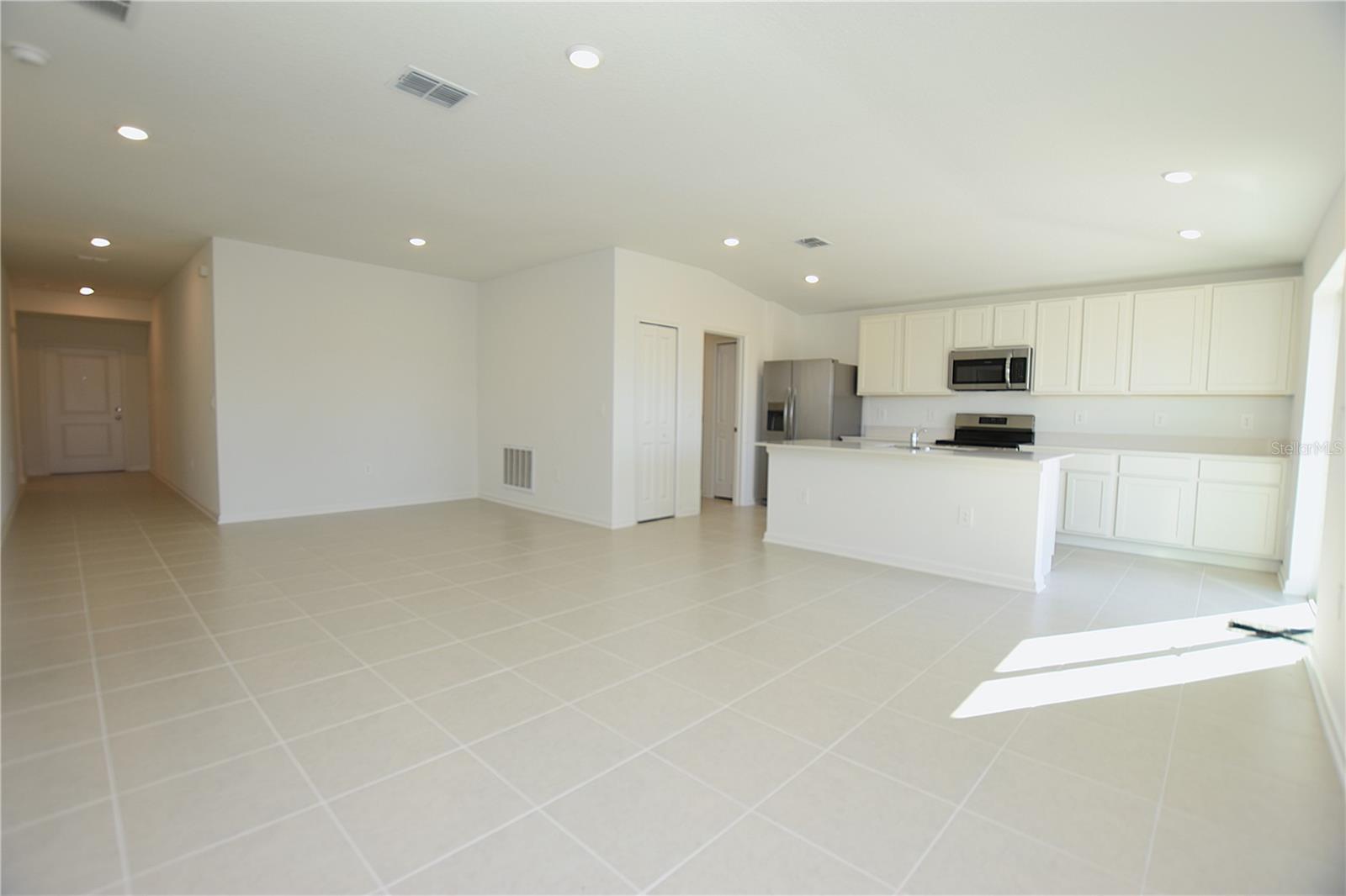 Image 16 of 37 For 2216 Crown Rock Drive