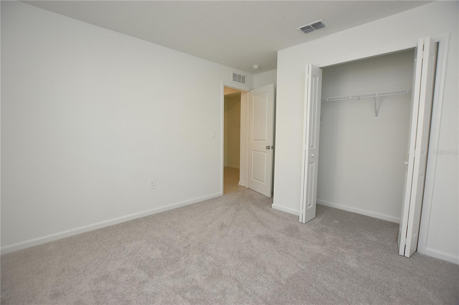 Image 22 of 37 For 2216 Crown Rock Drive