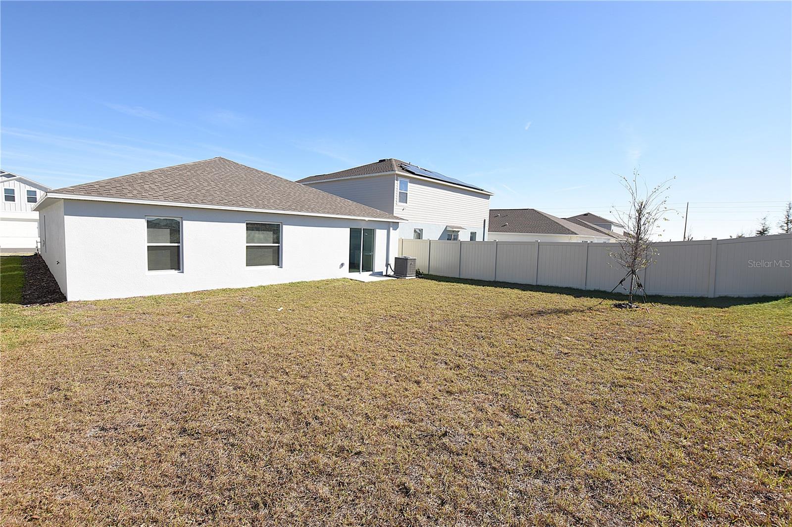 Image 32 of 37 For 2216 Crown Rock Drive