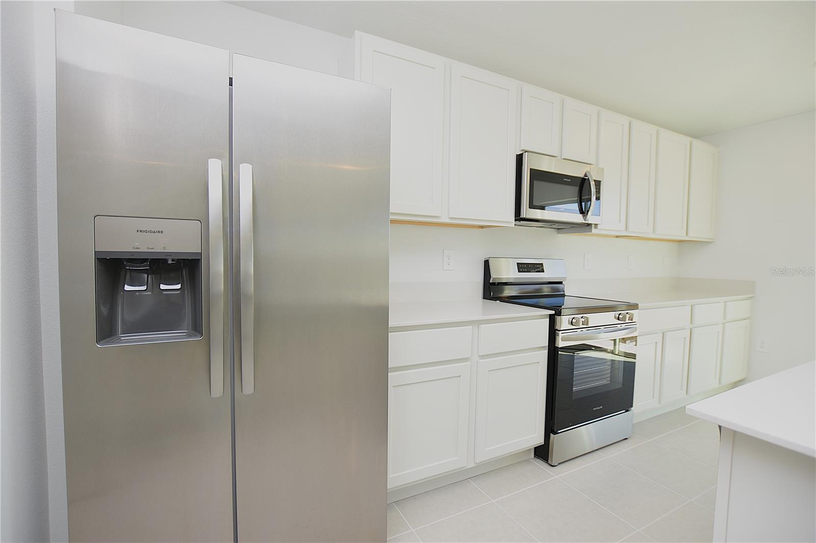 Image 4 of 37 For 2216 Crown Rock Drive