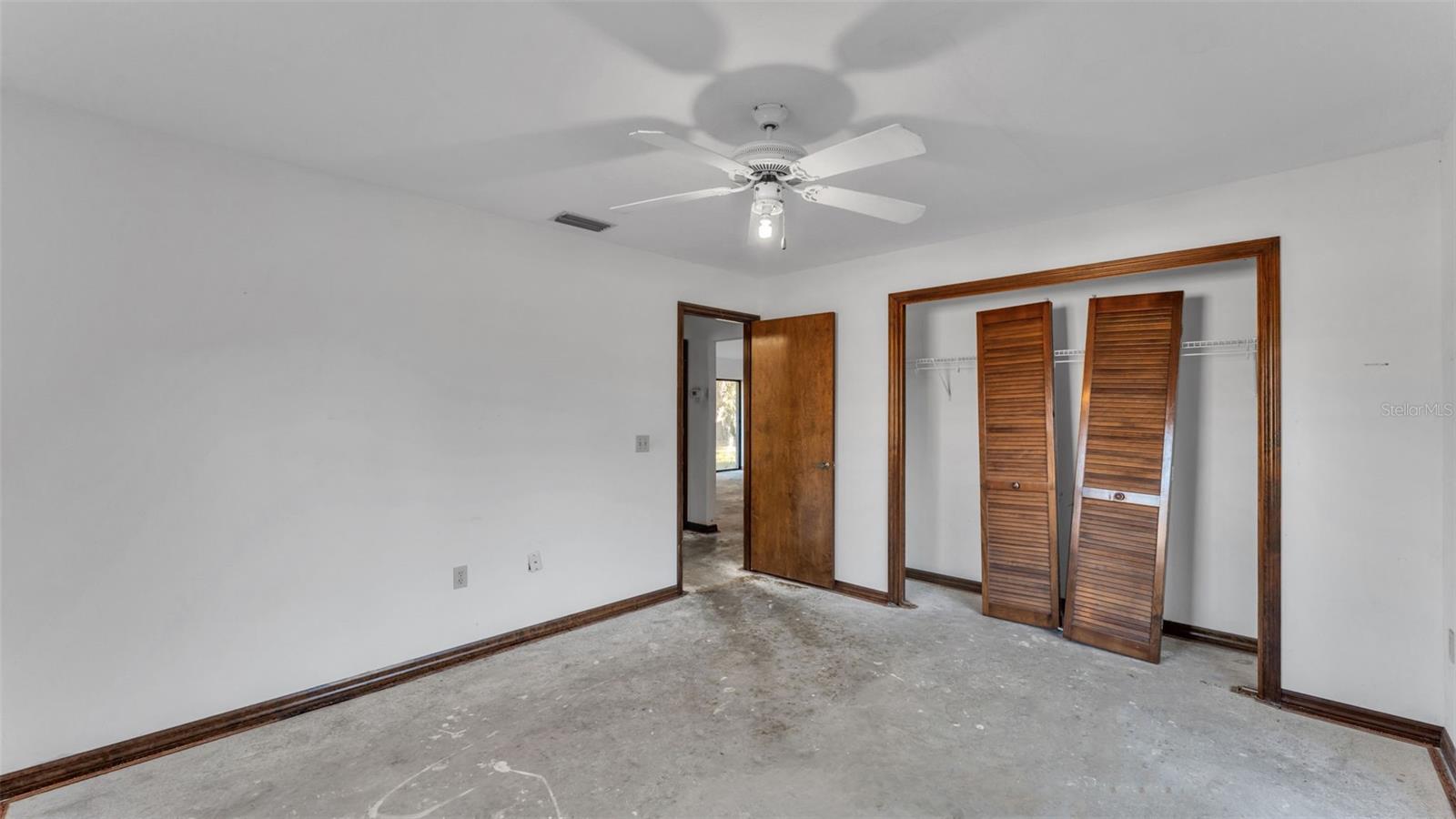 Image 15 of 24 For 1324 Costine Drive