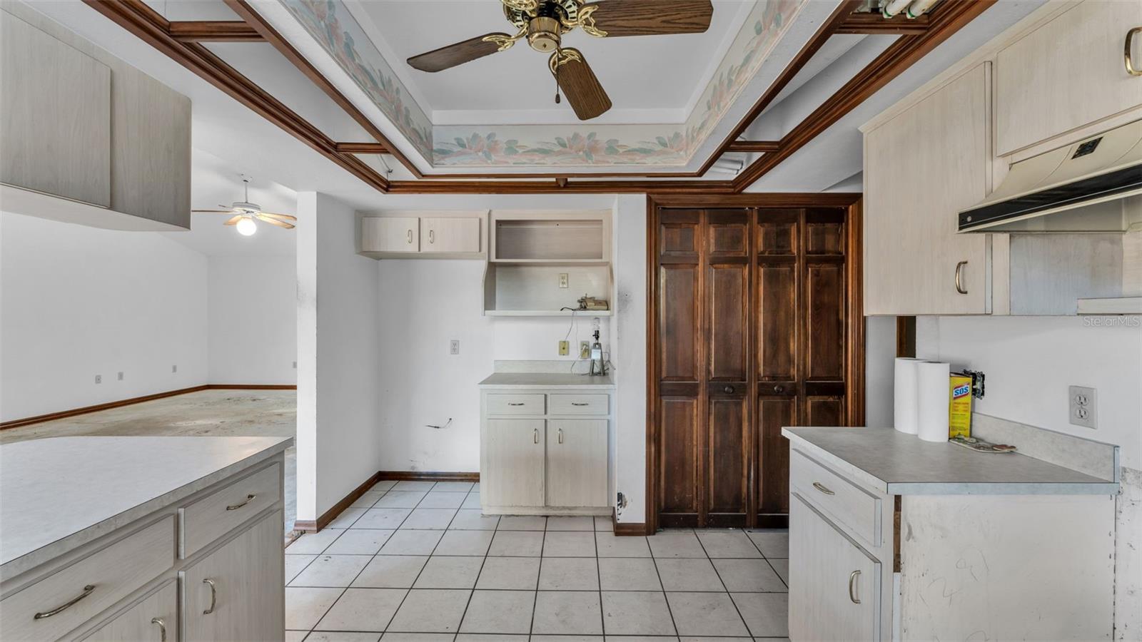 Image 9 of 24 For 1324 Costine Drive