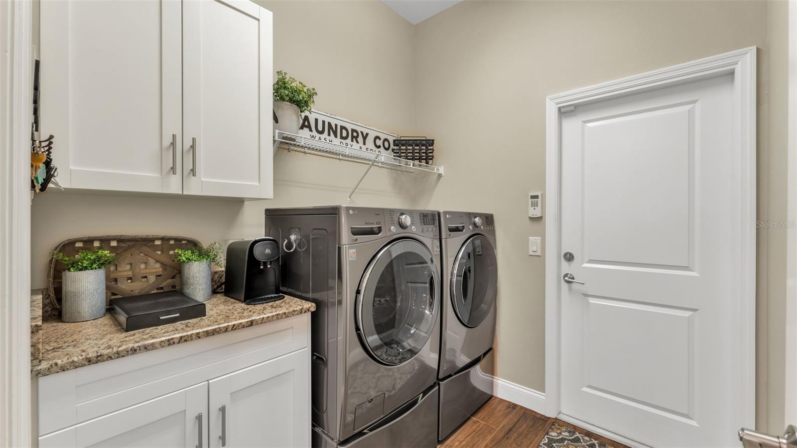 Image 10 of 31 For 3170 Pearly Drive