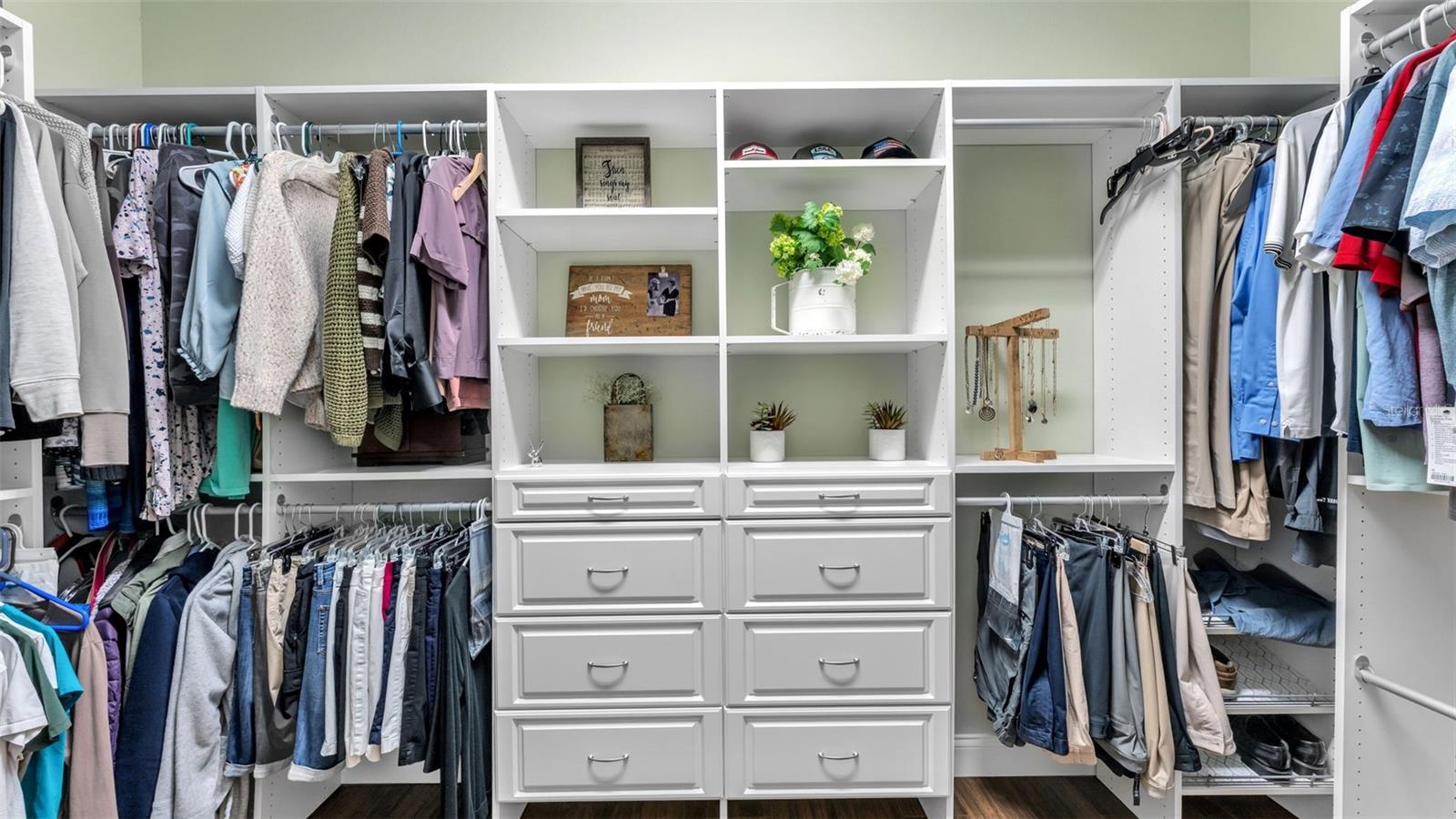 Image 17 of 31 For 3170 Pearly Drive