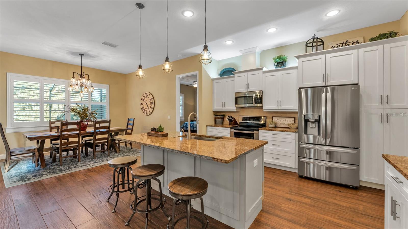 Image 3 of 31 For 3170 Pearly Drive