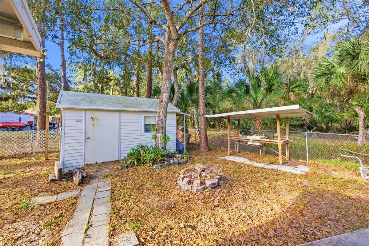 Image 24 of 37 For 10513 Lynnwood Avenue