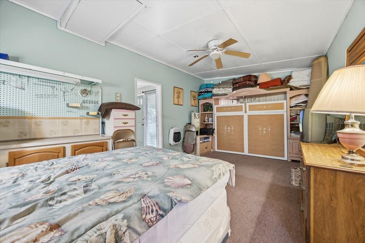 Image 9 of 37 For 10513 Lynnwood Avenue