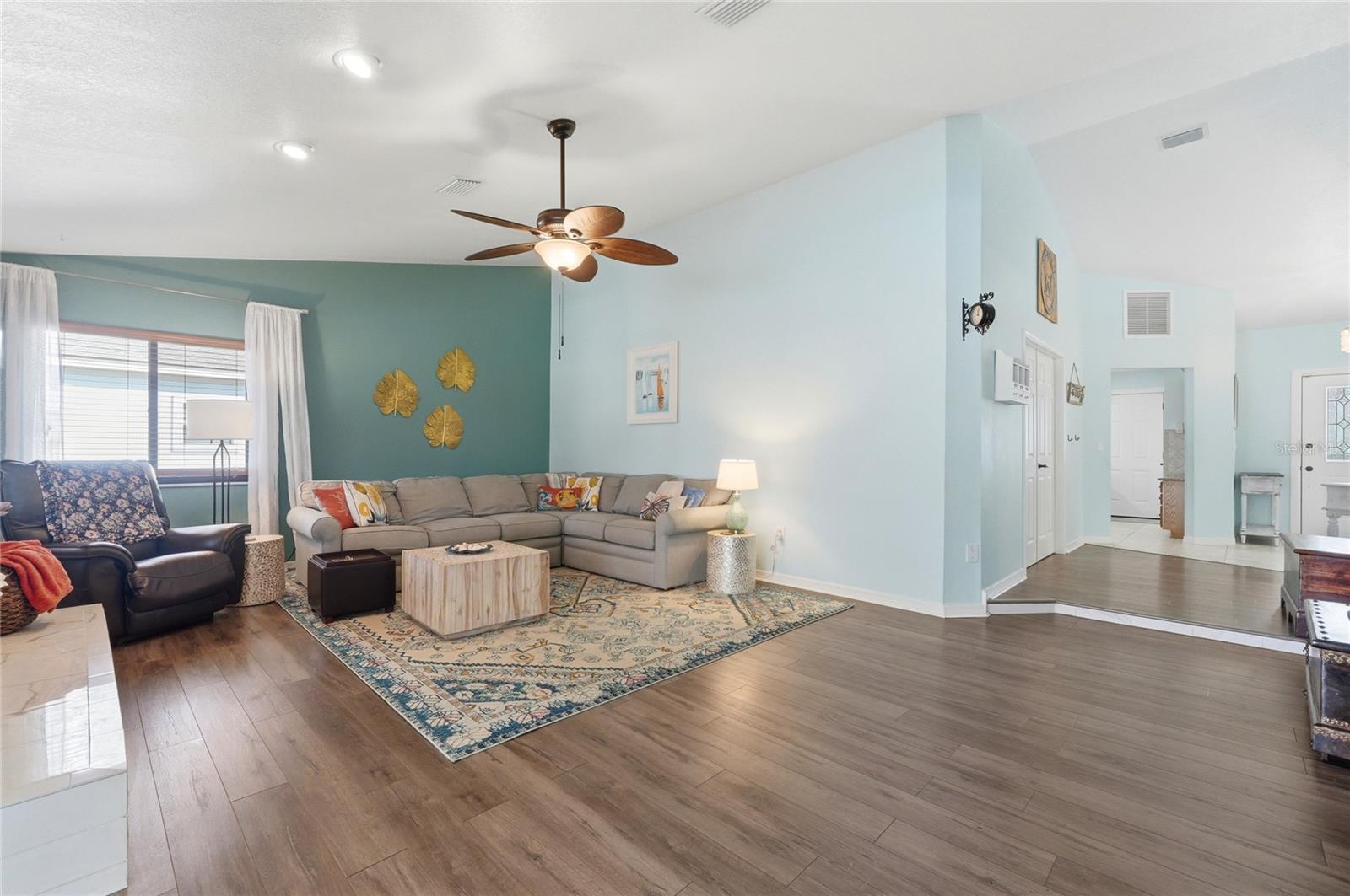 Image 11 of 56 For 5729 Buck Run Drive