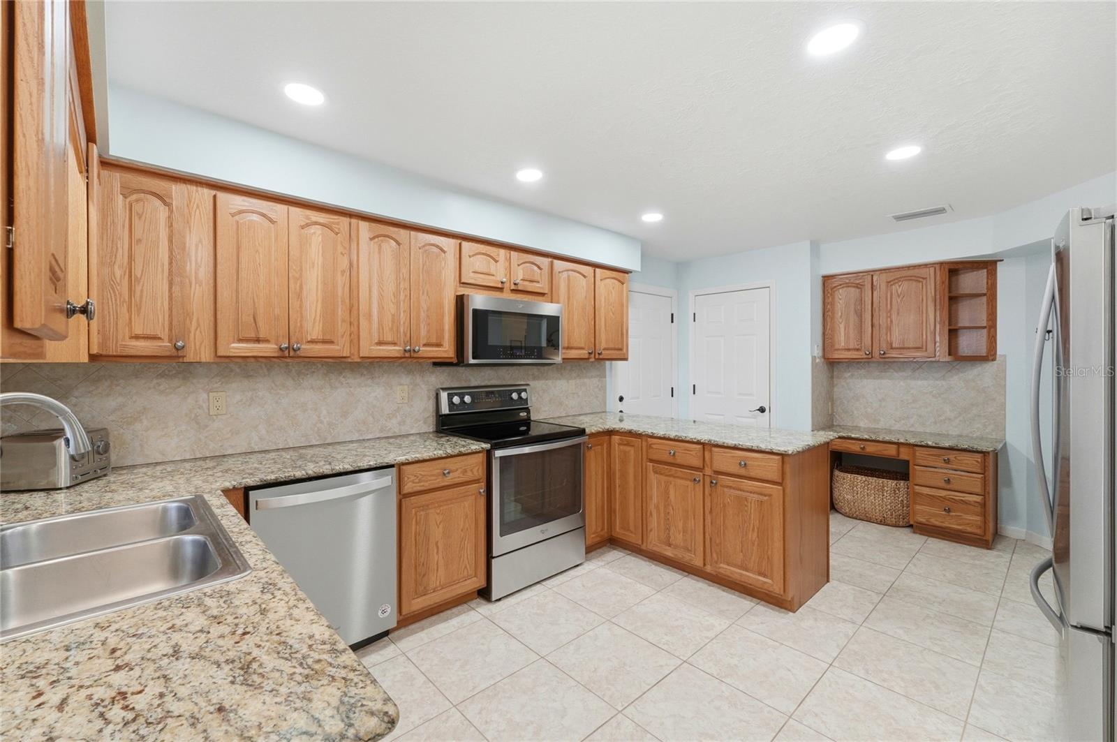 Image 13 of 56 For 5729 Buck Run Drive