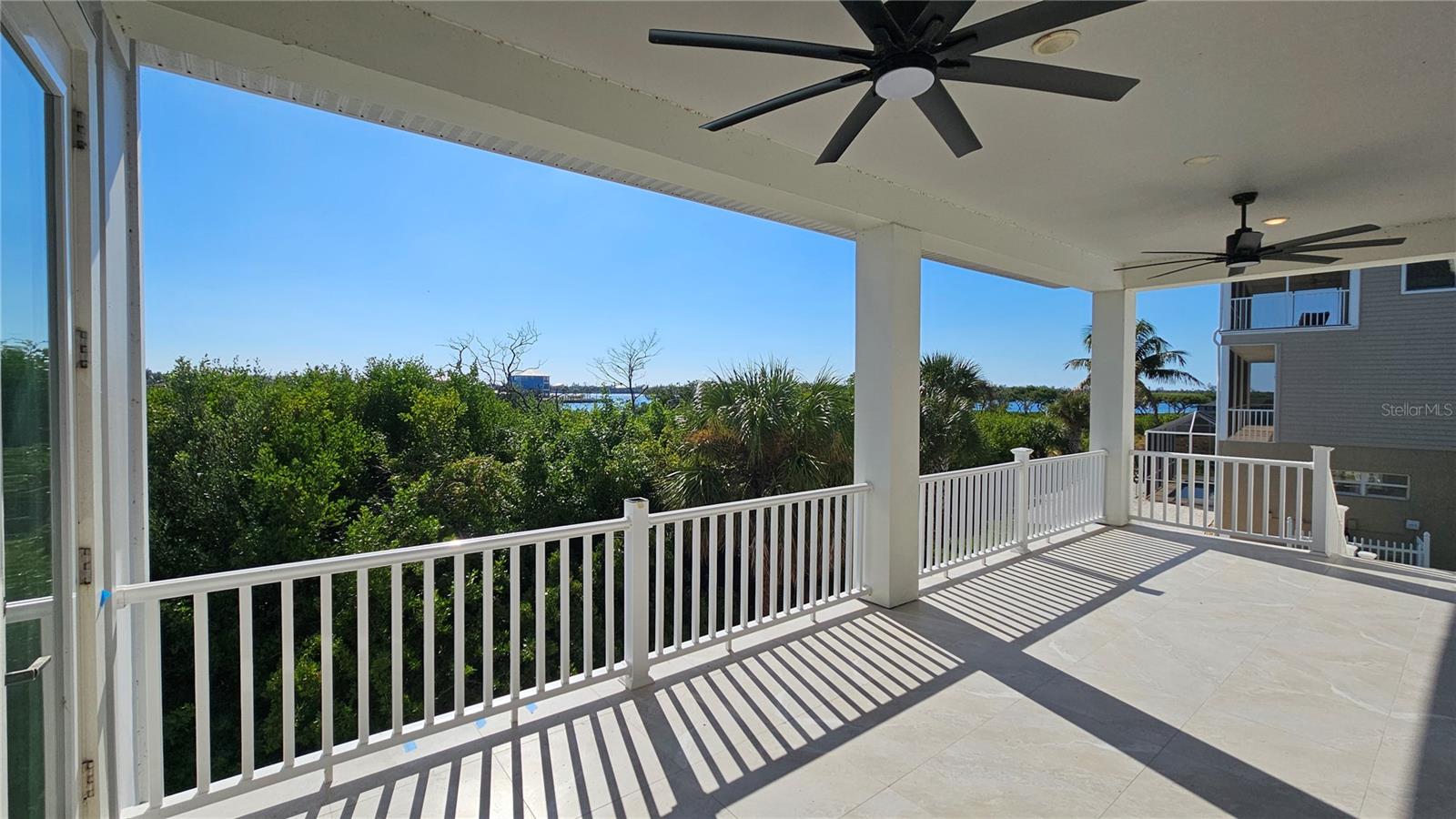 Image 14 of 39 For 10091 Eagle Preserve Drive