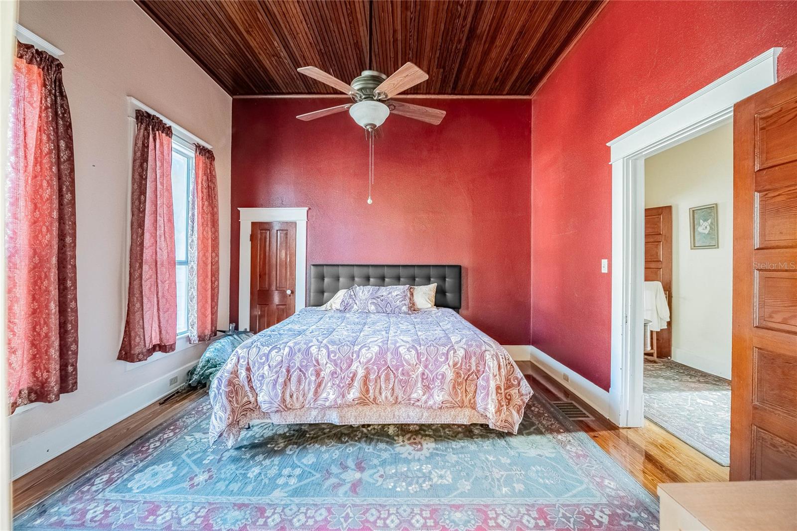 Image 18 of 68 For 102 Lakeshore Boulevard