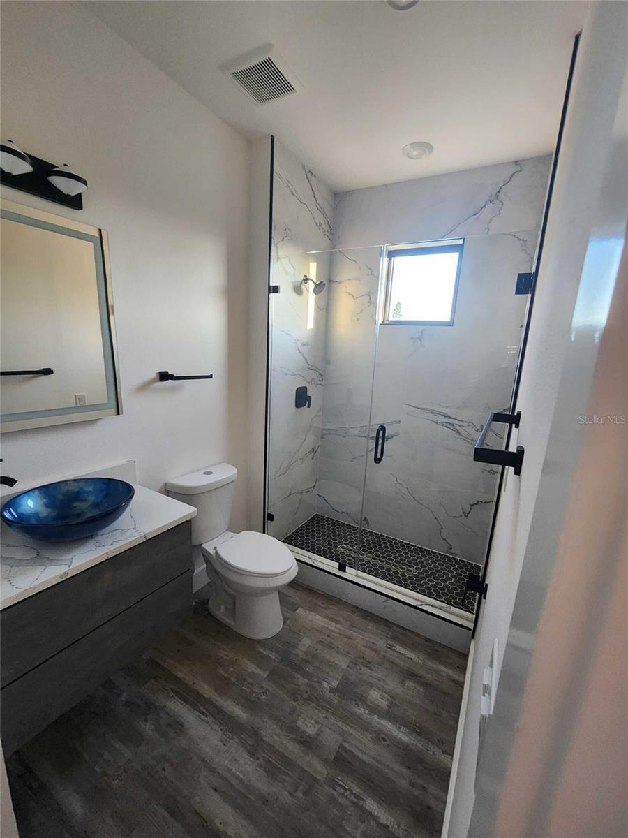 Image 18 of 20 For 3615 Anderson Avenue