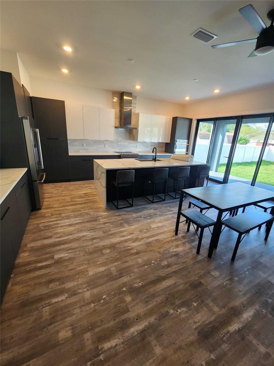 Image 5 of 20 For 3615 Anderson Avenue