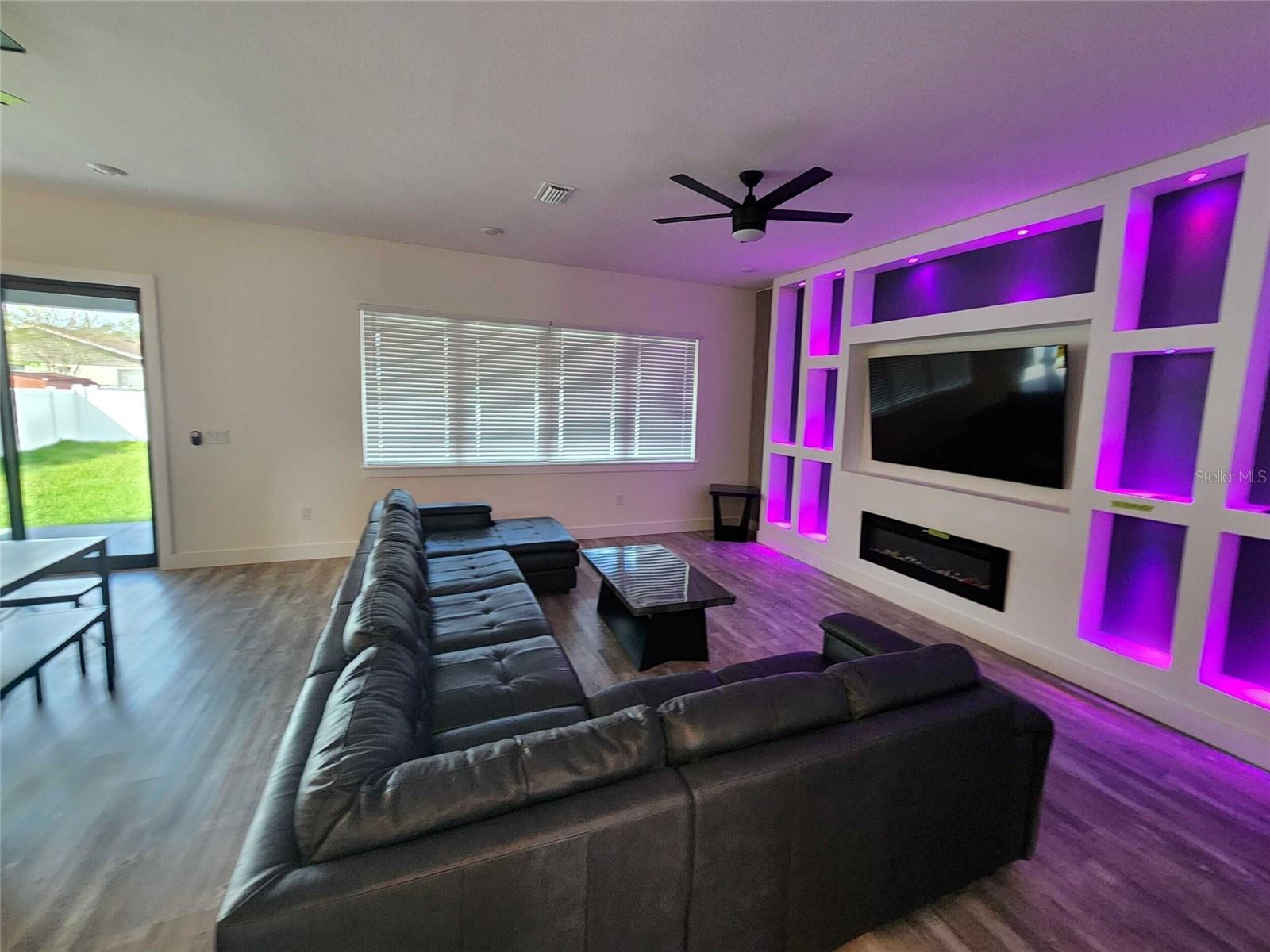 Image 6 of 20 For 3615 Anderson Avenue