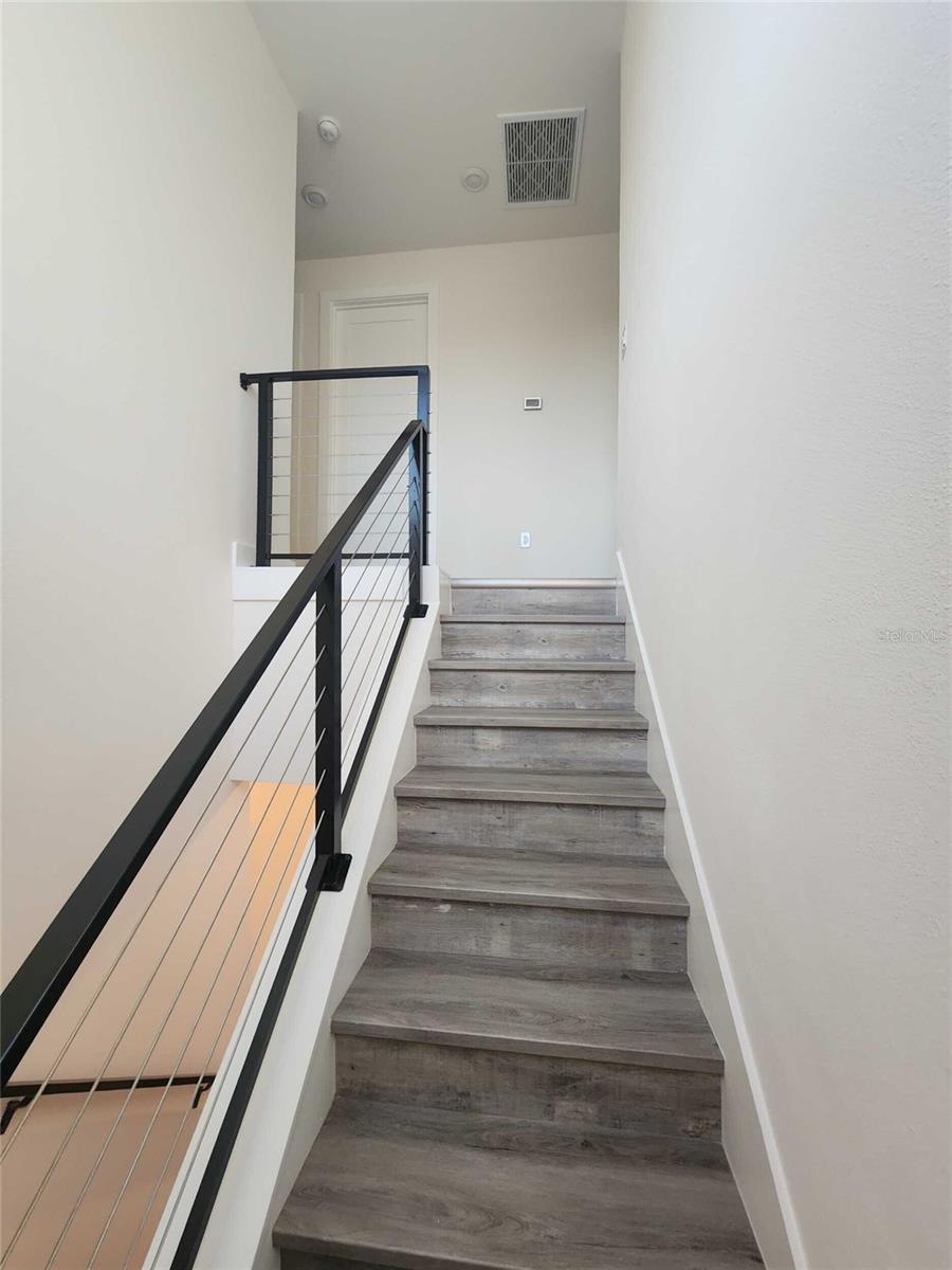 Image 7 of 20 For 3615 Anderson Avenue