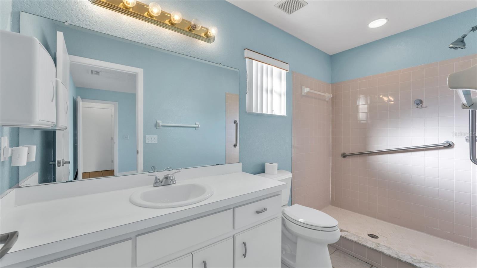 Image 14 of 29 For 8053 Kaitlin Circle