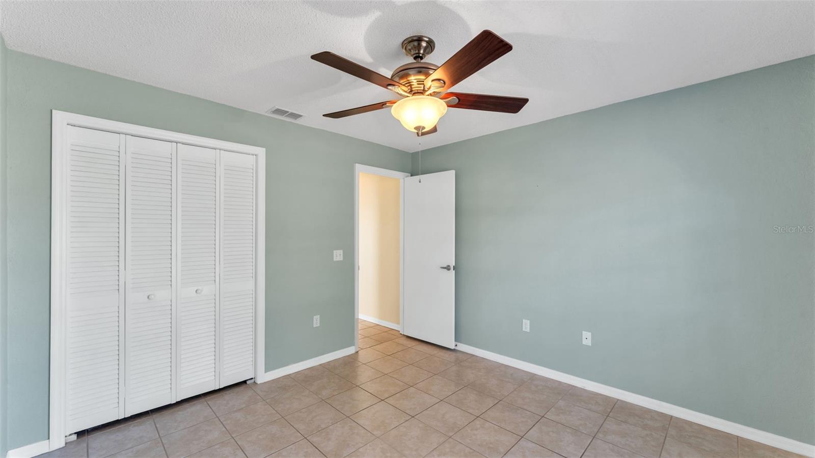 Image 17 of 29 For 8053 Kaitlin Circle