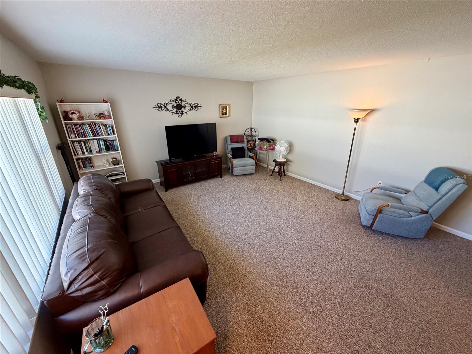 Image 12 of 34 For 515 Cameo Drive