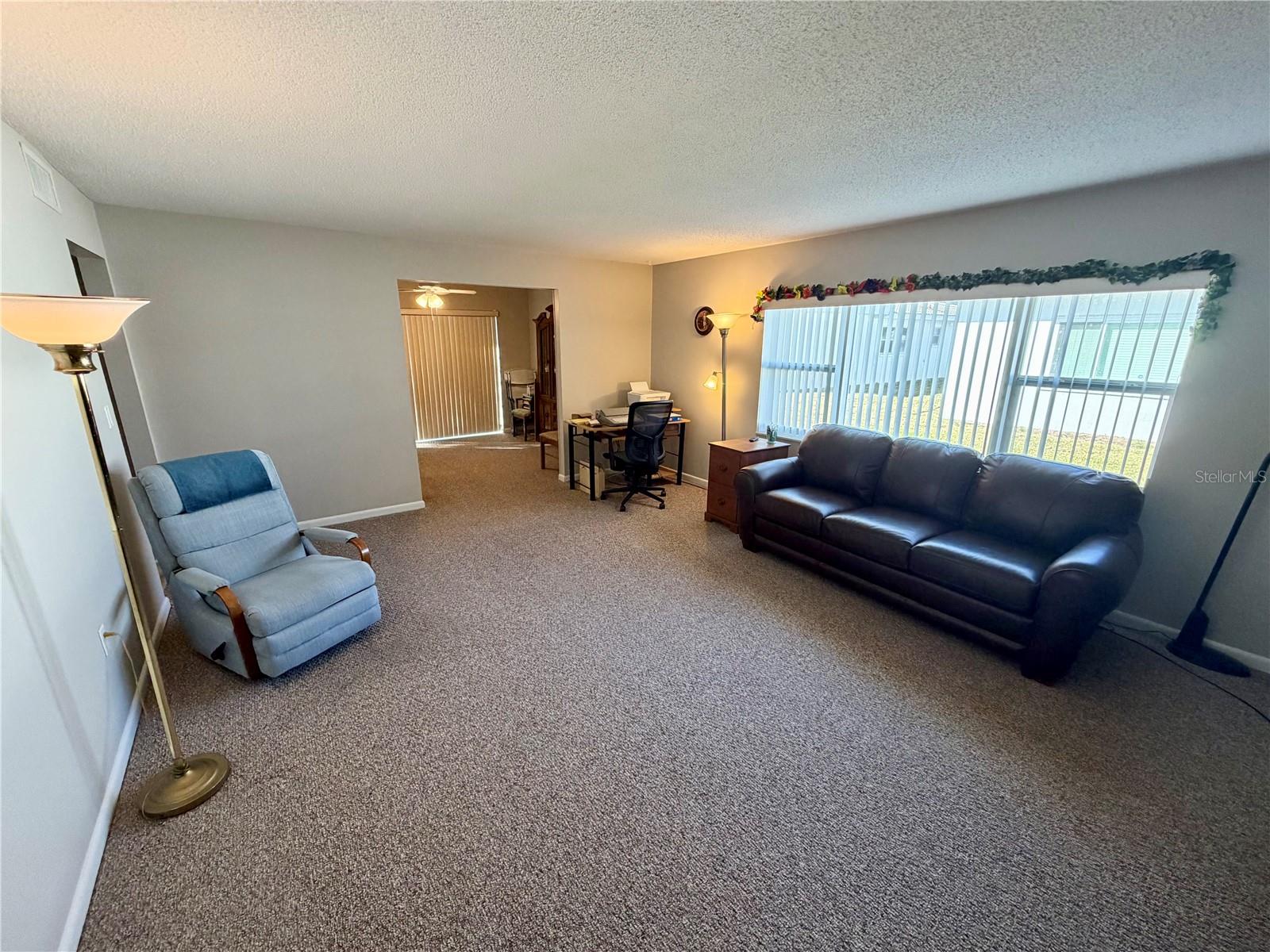 Image 14 of 34 For 515 Cameo Drive