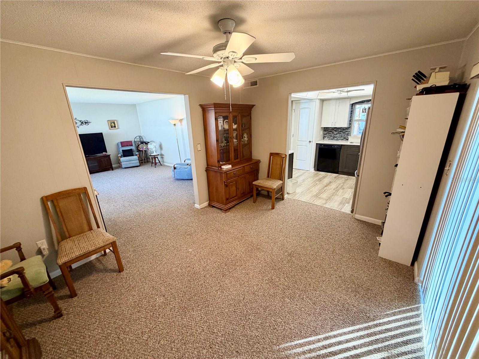 Image 23 of 34 For 515 Cameo Drive