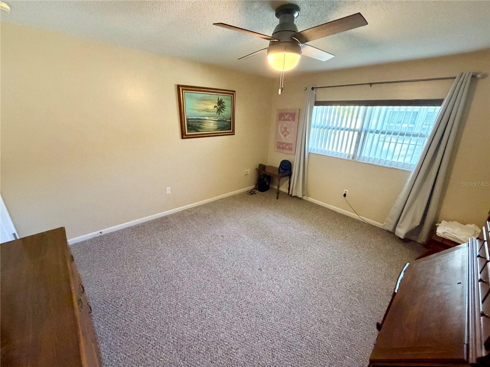 Image 27 of 34 For 515 Cameo Drive