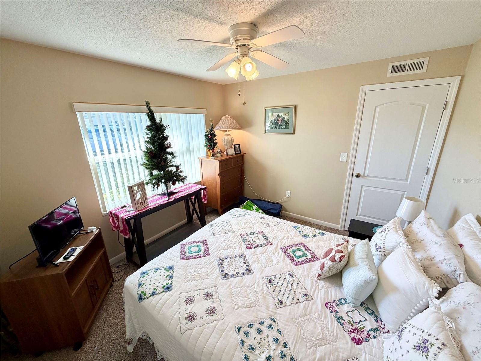 Image 32 of 34 For 515 Cameo Drive