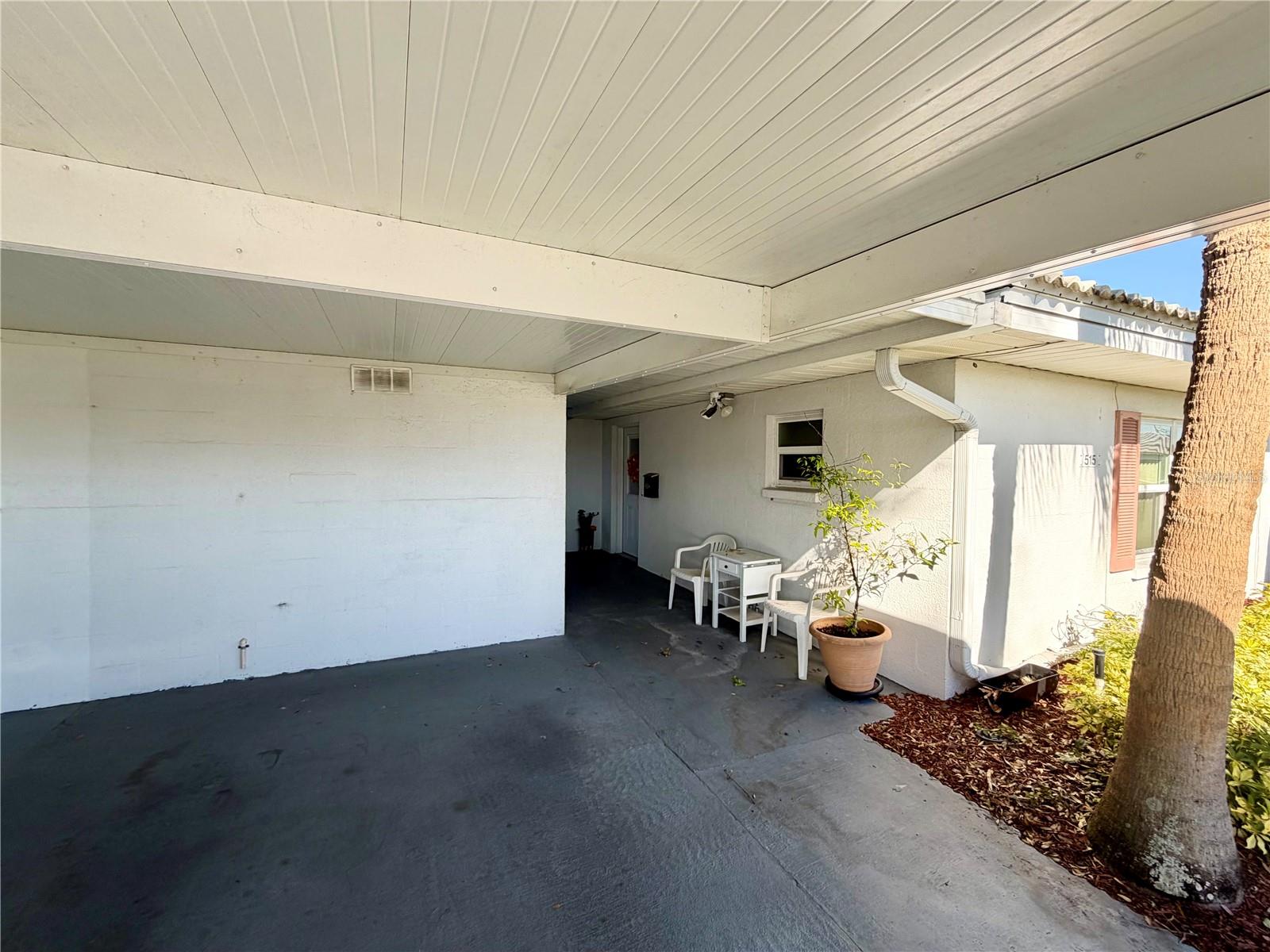 Image 7 of 34 For 515 Cameo Drive