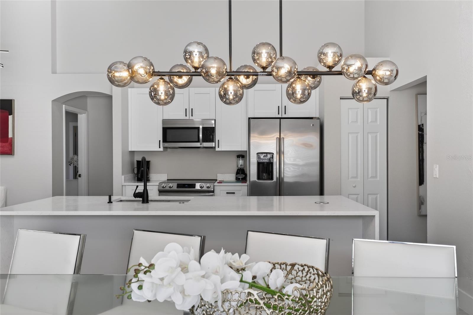 Image 10 of 47 For 2212 Mallory Circle