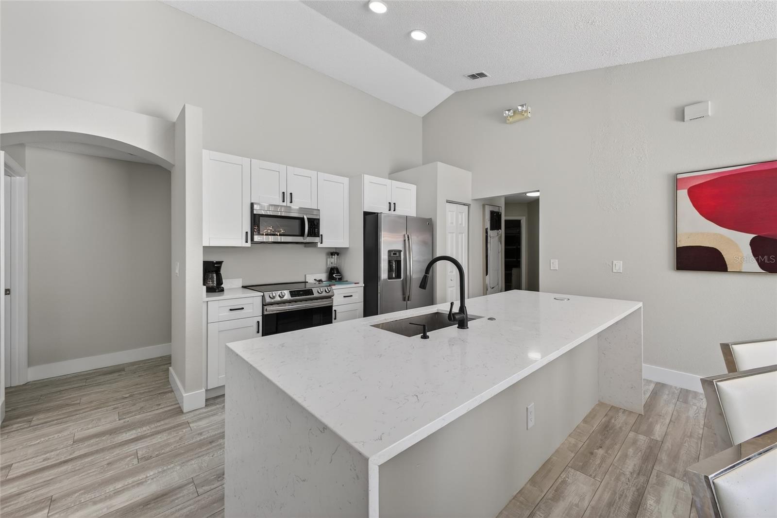 Image 11 of 47 For 2212 Mallory Circle