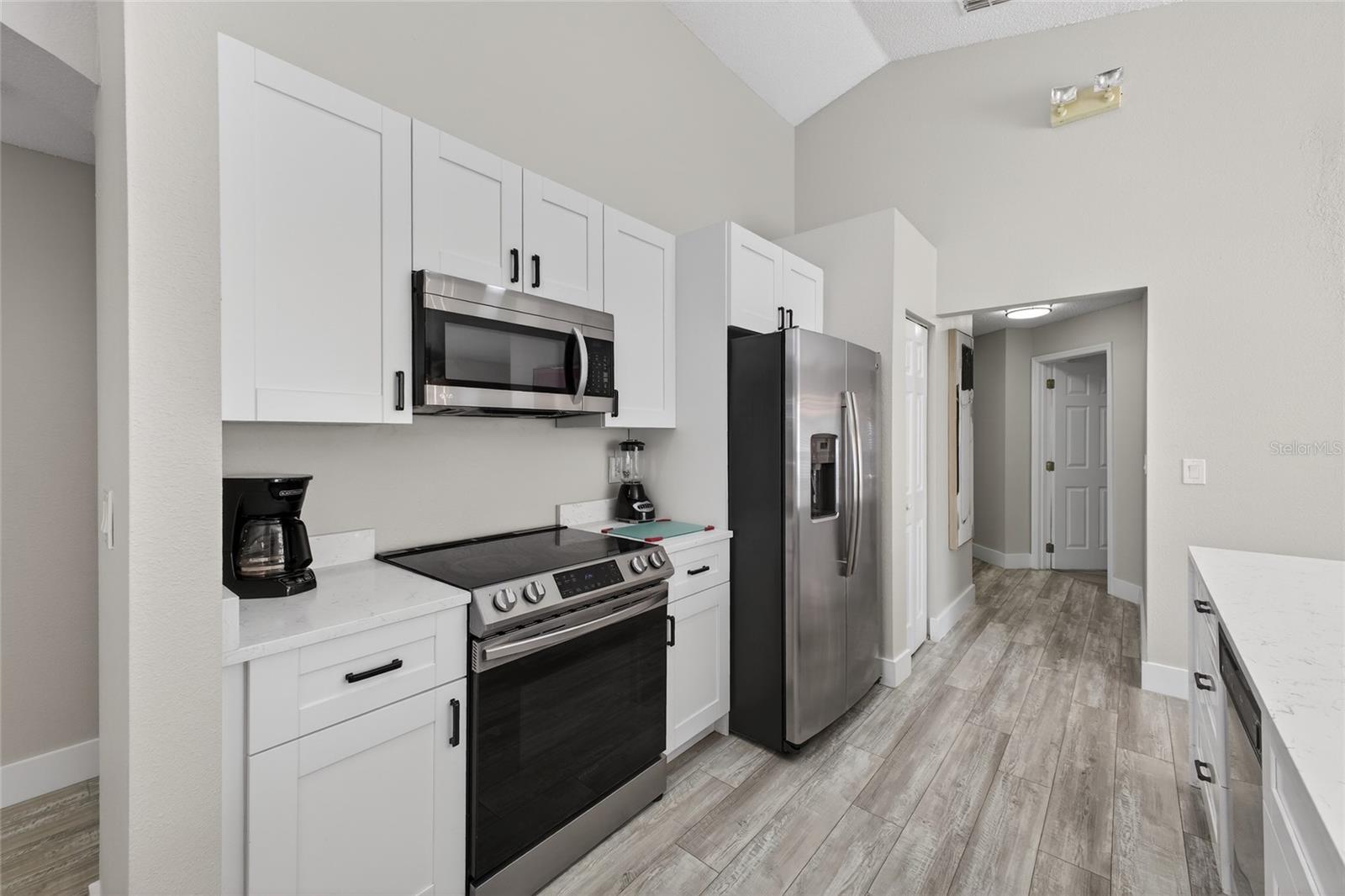 Image 13 of 47 For 2212 Mallory Circle